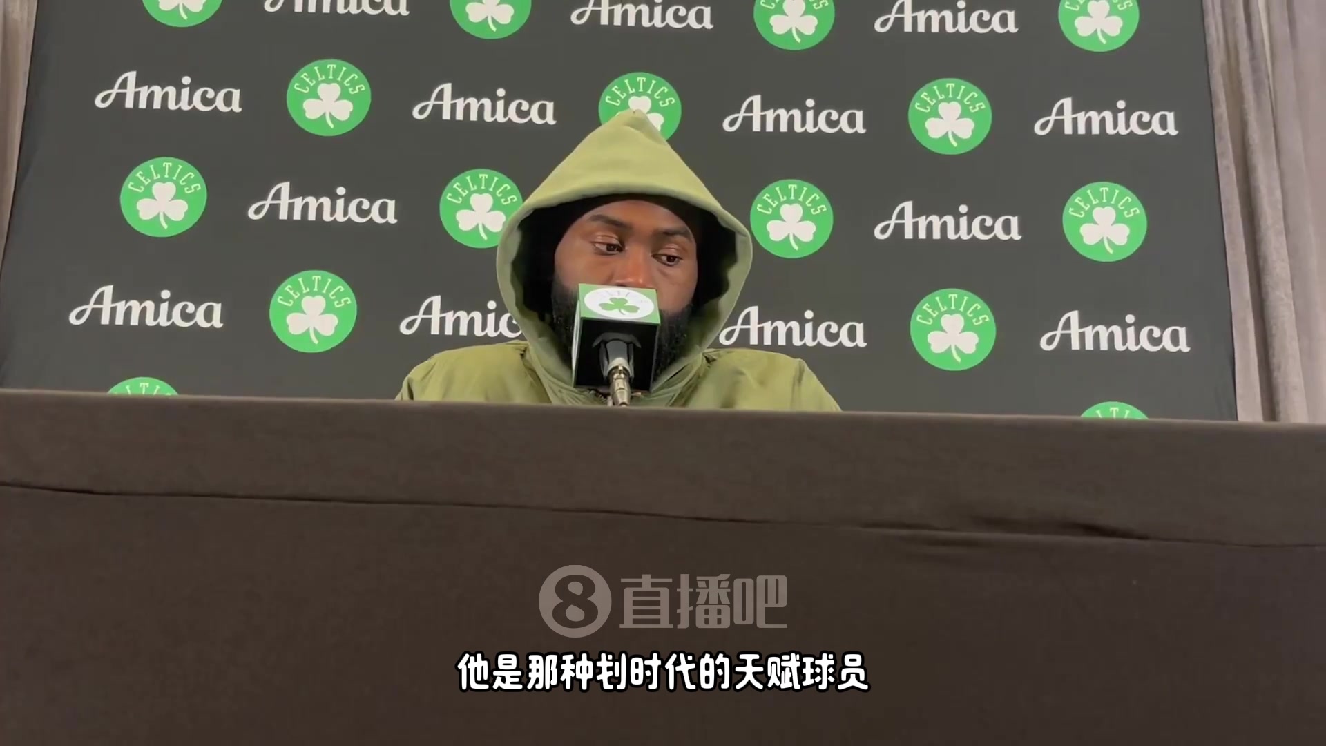 布朗：東契奇是劃時代的天賦球員，在進攻端他是我最喜歡球員之一