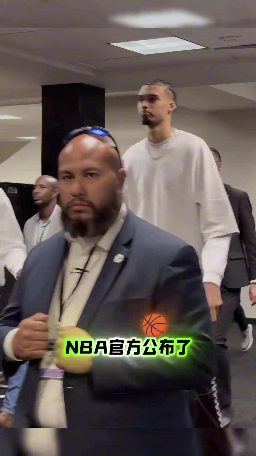 文班亞馬本賽季只打了46場(chǎng)比賽，但是人氣已經(jīng)爆表