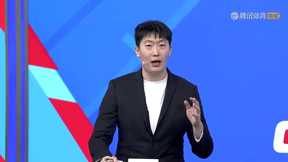 管澤元此前：湖人沒爭冠潛質(zhì)，中鋒弱三分不穩(wěn)，東皇身體狀態(tài)未知