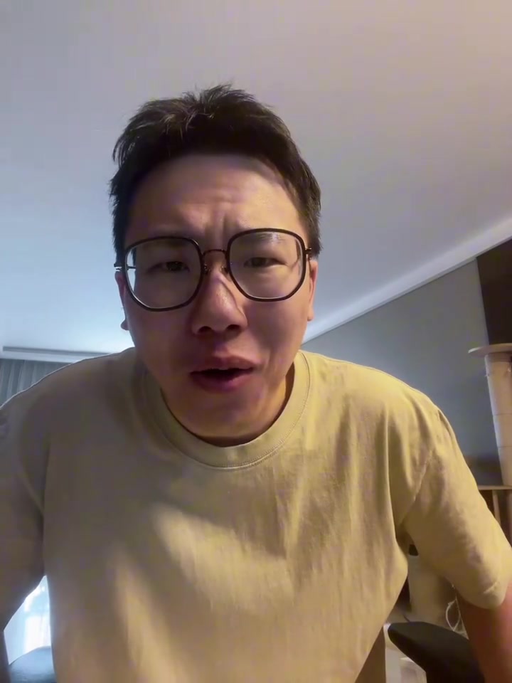 孔祥宇：連續(xù)兩次領(lǐng)先20分輸球？這是冠軍球隊(duì)？布倫森太硬了！