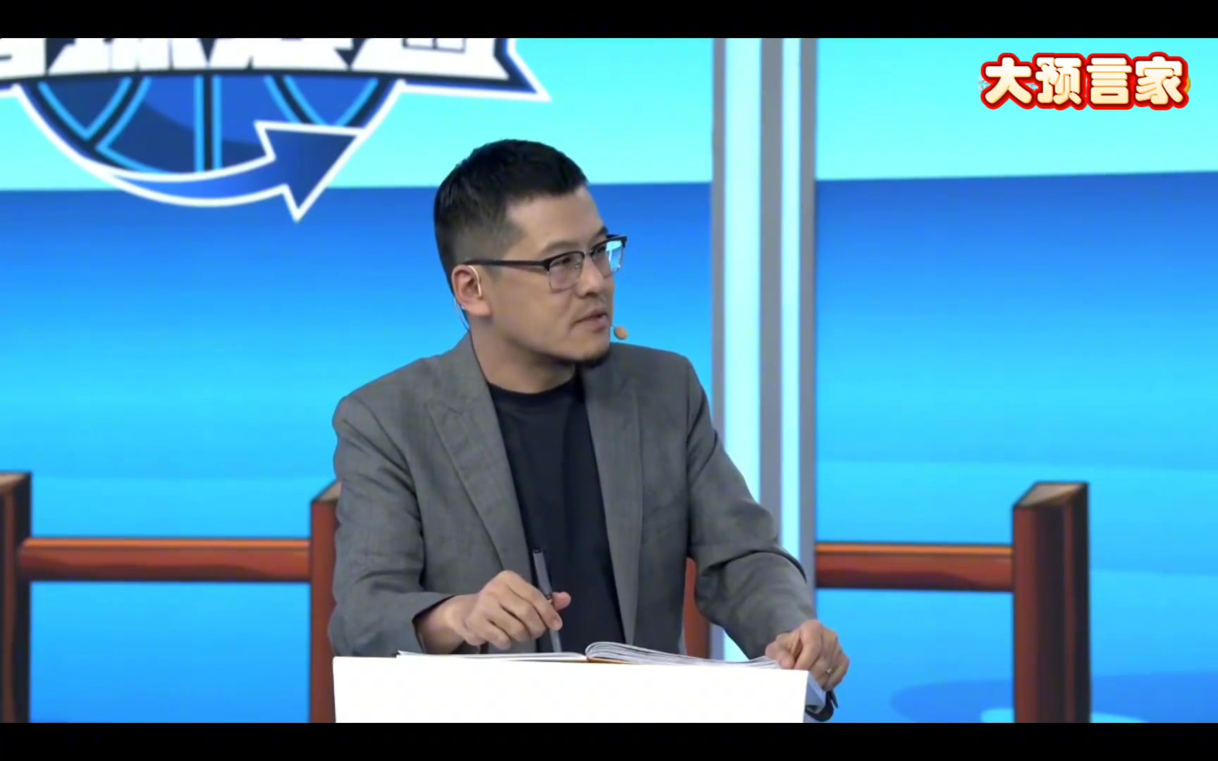 換誰？楊毅：今夏里夫斯必定要走！他是湖人可交易的最好的籌碼了