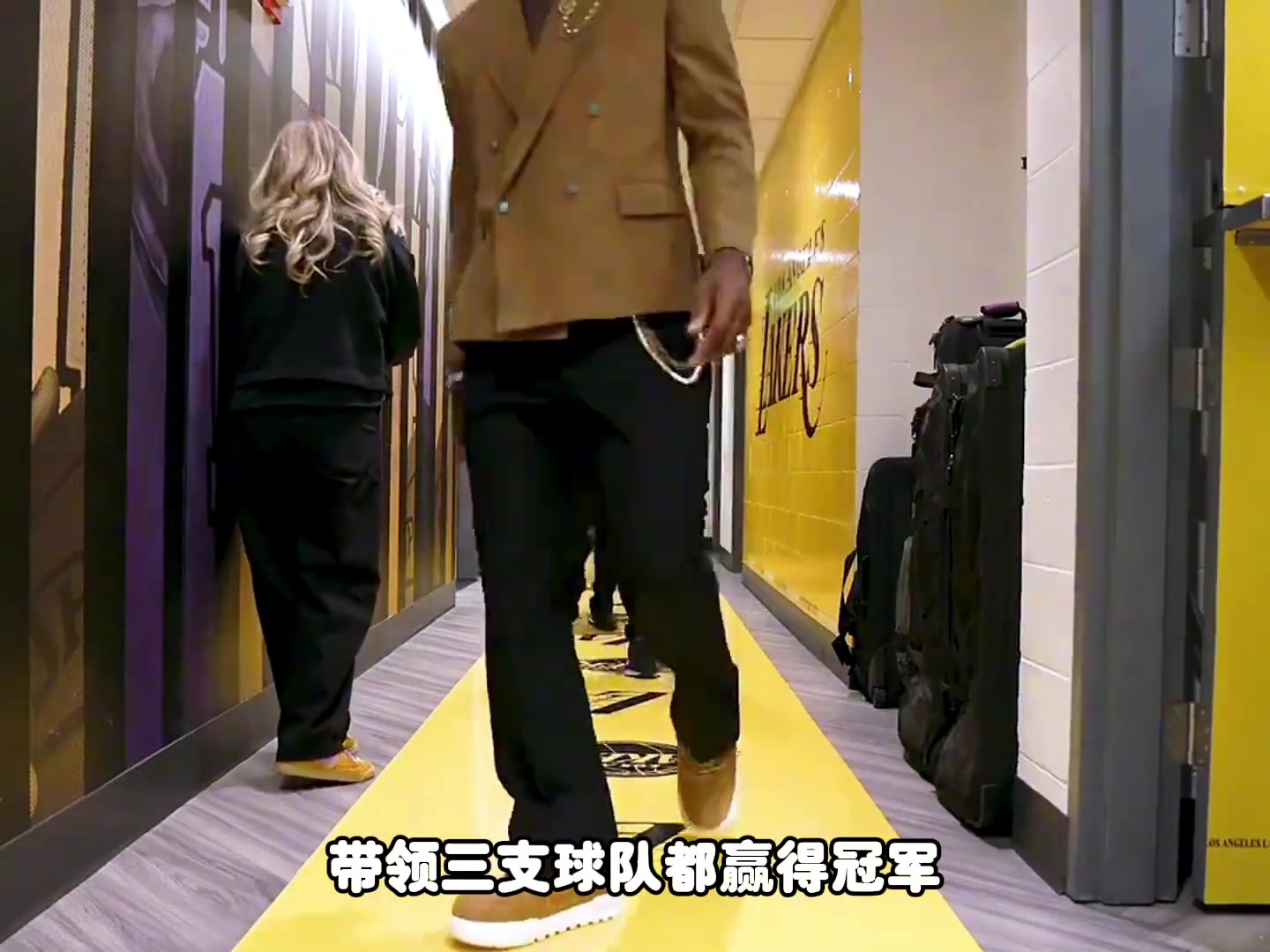 楊毅：詹姆斯為三隊拿到總冠軍，這是其他巨星都做不到的