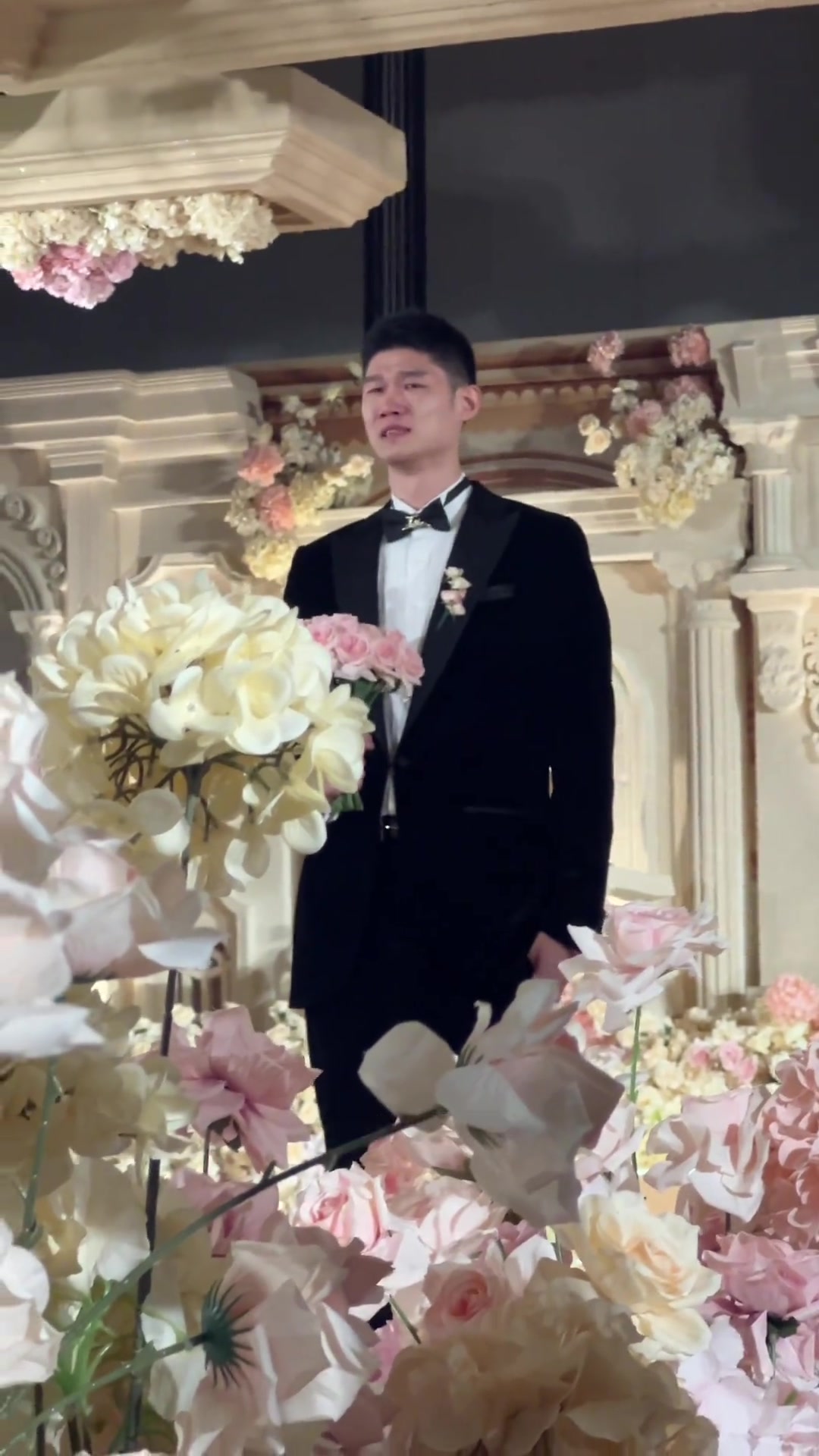 廣廈奪冠 胡金秋喜極而泣淚灑賽場！上一次看他哭泣還是在婚禮上