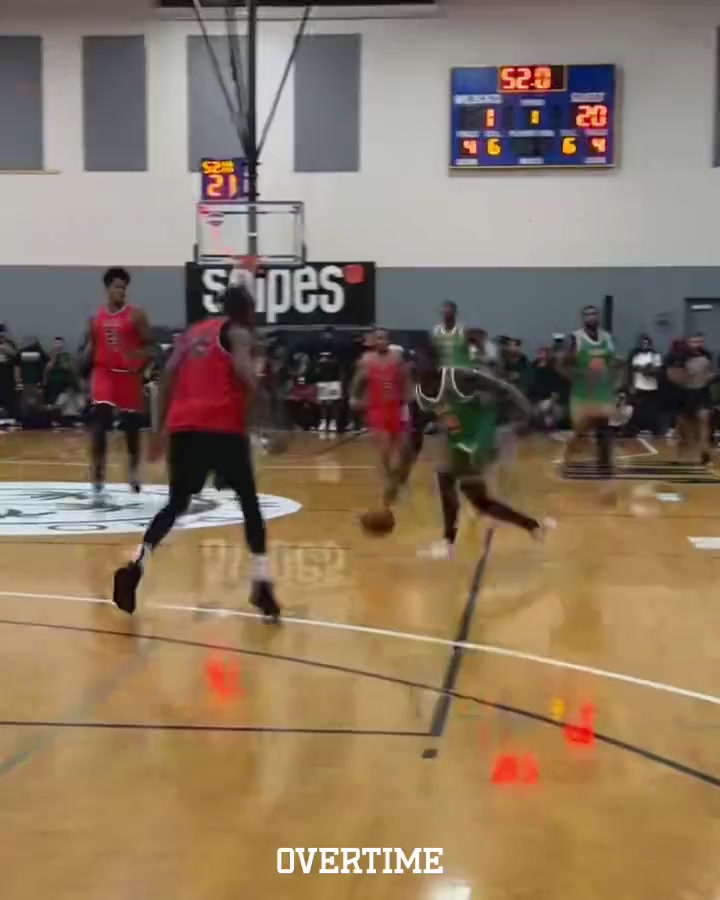 普通人同NBA球員差距有多大？希羅曾在業(yè)余比賽中拿下79分