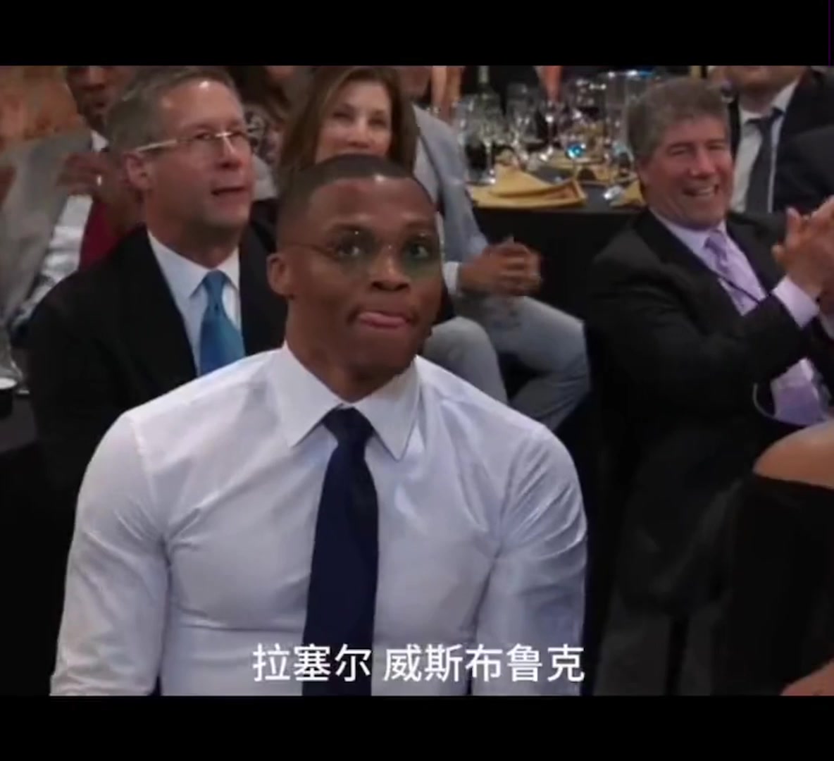今天SGA拿到MVP！而雷霆上一個MVP正是17年的威少~