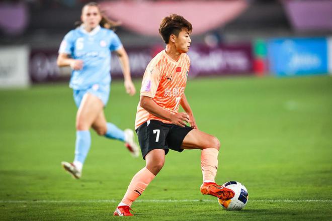 武漢6-5勝點球大戰(zhàn)，奪亞冠女足冠軍創(chuàng)歷史，進世俱杯，門神撲救亮眼。